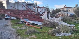 Hortumun neden olduğu zarar, gün ağardığında ortaya çıktı