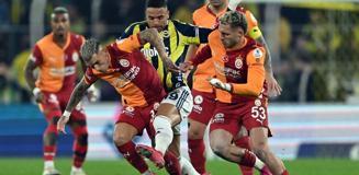 Galatasaray-Fenerbahçe Süper Kupa finalinin saati değişti Galatasaray-Fenerbahçe Süper Kupa finalinin saati değişti