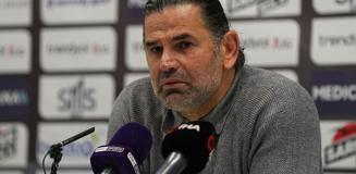 İbrahim Üzülmez'den 18. dakikada kırmızı kart gören oyuncusu için ilginç söylem: Limon gibi sıkmak lazım