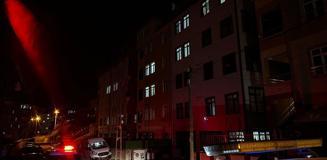 Kendisinden 14 yaş küçük erkek arkadaşını banyoda öldürdü