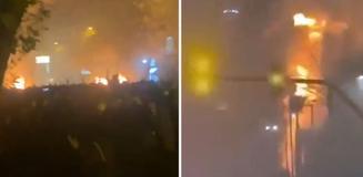 İran devlet televizyonu: Reşt kentindeki gösterilerde 300'den fazla dükkan yandı İran devlet televizyonu: Reşt kentindeki gösterilerde 300'den fazla dükkan yandı