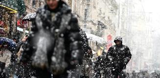 İstanbul'da kar geliyor, tarih verildi! Meteoroloji ve AKOM'dan peş peşe uyarılar
