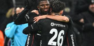 Dolmabahçe'de 90+5'te mutlu son! Beşiktaş, Kayserispor'u son saniyelerde devirdi