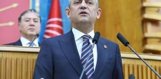 Özgür Özel: Türkiye'deki Kürt kardeşlerimizi de Suriye'deki akrabalarını da incitmeyin