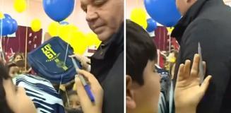 Sadettin Saran'dan imza isteyen çocuğu şoke eden hareket