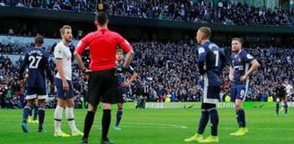 IFAB'tan tarihi karar! Futbolseverleri illallah ettiren olaya 10 saniye kuralı IFAB'tan tarihi karar! Futbolseverleri illallah ettiren olaya 10 saniye kuralı