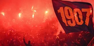 Transfer için İstanbul'dalar! Fenerbahçe'de sürpriz veda Transfer için İstanbul'dalar! Fenerbahçe'de sürpriz veda