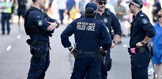 Avustralya'da meydana gelen silahlı saldırıda 3 kişi hayatını kaybetti Avustralya'da meydana gelen silahlı saldırıda 3 kişi hayatını kaybetti