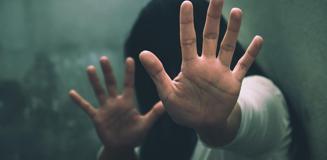 Dedesi istismar etti, babası ve kardeşlerine dava açtı Dedesi istismar etti, babası ve kardeşlerine dava açtı