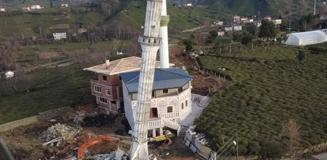 Karadenizli'nin inadı inat! Cami yapıp, cami yıktılar