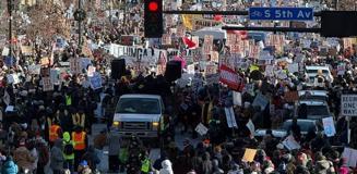 Minnesota'da ICE operasyonu sonrası CEO'lardan gerilimi azaltma çağrısı Minnesota'da ICE operasyonu sonrası CEO'lardan gerilimi azaltma çağrısı