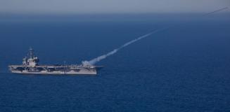 Trump açık açık savaş ilan etti: Muhteşem bir donanmamız daha bölgeye ilerliyor Trump açık açık savaş ilan etti: Muhteşem bir donanmamız daha bölgeye ilerliyor