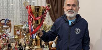 Şiddetle öneriyor! 75 yaşındaki veteran atlet sağlığını bakın neye borçluymuş