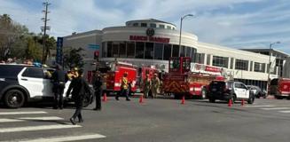 ABD'nin Los Angeles şehrinde binek araç markete daldı: 3 ölü 6 yaralı
