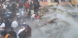 Lübnan'ın kuzeyindeki Trablusşam'da eski bir bina çöktü: 6 ölü, 7 yaralı