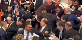 CHP'li vekillerle yumruklaşan Osman Gökçek'in zor anları