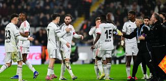 Orkun Kökçü Benfica'yı pişman etti