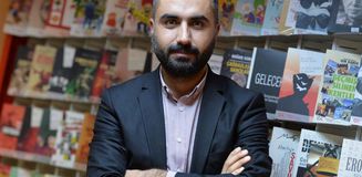 Gazeteci Alican Uludağ gözaltına alındı Gazeteci Alican Uludağ gözaltına alındı