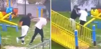 16 yaşındaki çocuk akranına yapmadığını bırakmadı! O anlar kameralarda 16 yaşındaki çocuk akranına yapmadığını bırakmadı! O anlar kameralarda