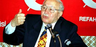 Sanki olacakları görmüş! Erbakan'ın yıllar önce dile getirdiği İran senaryosu gerçek oldu
