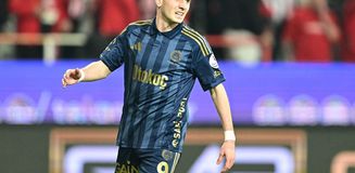 Zirve yarışında fark 4'e çıktı! Fenerbahçe'den üst üste ikinci puan kaybı