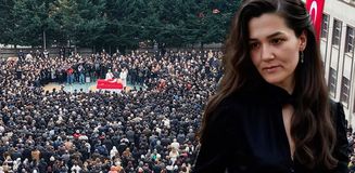 Yüzlerce meslektaşı Fatma Nur öğretmeni son yolculuğuna uğurladı! Herkesin dilinde aynı slogan vardı