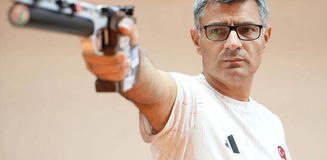 Milli Atıcılarımız İsmail Keleş, Yusuf Dikeç ve Buğra Selimzade, Avrupa şampiyonu