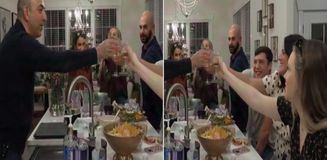 Amerika'da yaşayan İranlılar ülkelerine saldırıyı kutluyor