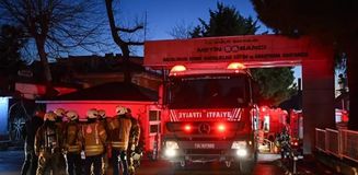 Sarıyer'de hastanede çıkan yangın söndürüldü Sarıyer'de hastanede çıkan yangın söndürüldü