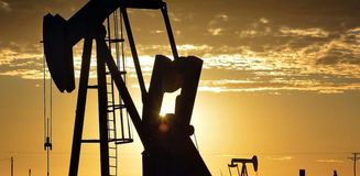 AB, ABD'den Rus petrolüne tavan fiyat uygulamasını sürdürmesini istedi