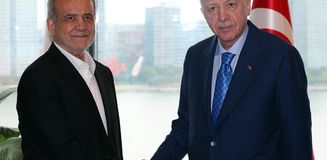 Erdoğan ile Pezeşkiyan arasında telefon görüşmesi