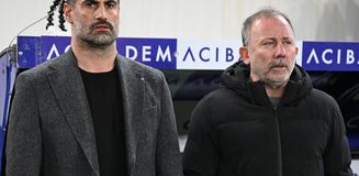 Beşiktaş, 10 kişi kalan rakibi karşısında sürprize izin vermedi Beşiktaş, 10 kişi kalan rakibi karşısında sürprize izin vermedi