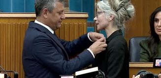 Emine Ülker Tarhan 12 yıl sonra CHP'ye döndü