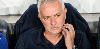Jose Mourinho transferde Galatasaray ile rakip oldu Jose Mourinho transferde Galatasaray ile rakip oldu