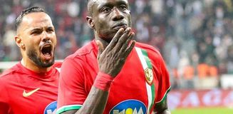 Diagne'nin tarihe geçmek için 4 gole ihtiyacı var Diagne'nin tarihe geçmek için 4 gole ihtiyacı var