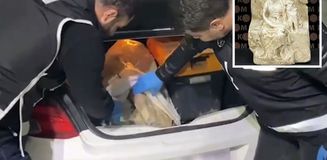 Edirne'de yurt dışına kaçırılmak istenen 2 bin yıllık heykel ele geçirildi Edirne'de yurt dışına kaçırılmak istenen 2 bin yıllık heykel ele geçirildi