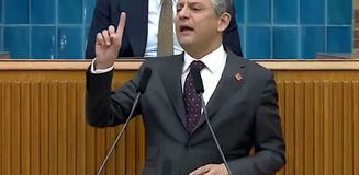 İmamoğlu'nu gözden mi çıkardı? Özel'den parti grubuna damga vuran rest İmamoğlu'nu gözden mi çıkardı? Özel'den parti grubuna damga vuran rest