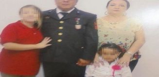 Dehşet evi! Emekli uzman çavuş silahını ailesine doğrulttu Dehşet evi! Emekli uzman çavuş silahını ailesine doğrulttu