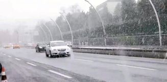 Ankara'ya lapa lapa kar yağdı