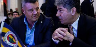 Hakan Safi'den Porto'ya sürpriz ziyaret Hakan Safi'den Porto'ya sürpriz ziyaret