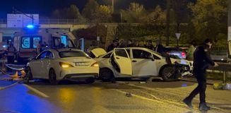 Bagajından eşya almak için arabadan indi, feci şekilde hayatını kaybetti Bagajından eşya almak için arabadan indi, feci şekilde hayatını kaybetti