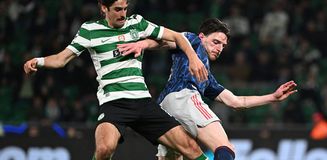 Arsenal ilk maçta aldığı avantajlı skorla turladı
