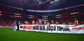Galatasaray'a kötü haber maçın başında geldi