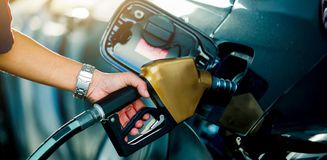 Petrol devi satın alımı duyurdu! 16,4 milyar dolarlık anlaşma