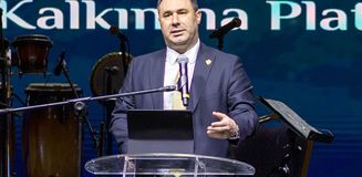 Barış Göktürk'ten dikkat çeken itiraf: Bana ittifak teklif etti Barış Göktürk'ten dikkat çeken itiraf: Bana ittifak teklif etti