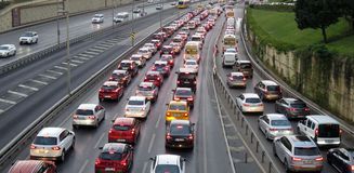 İstanbul'da bazı yollar trafiğe kapatılacak İstanbul'da bazı yollar trafiğe kapatılacak