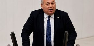 Cemal Enginyurt: Burcu Köksal'ı AK Parti'ye geçmesi için eşi üzerinden tehdit ediyorlar Cemal Enginyurt: Burcu Köksal'ı AK Parti'ye geçmesi için eşi üzerinden tehdit ediyorlar