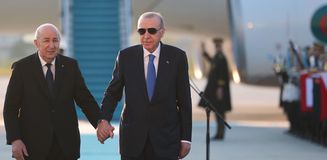 Cumhurbaşkanı Erdoğan, Cezayir Cumhurbaşkanı Tebbun’u Esenboğa’da karşıladı Cumhurbaşkanı Erdoğan, Cezayir Cumhurbaşkanı Tebbun’u Esenboğa’da karşıladı