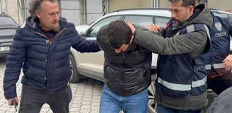 Cezaevinden çıktı, eski eşini rahatsız eden kişiyi öldürdü Cezaevinden çıktı, eski eşini rahatsız eden kişiyi öldürdü