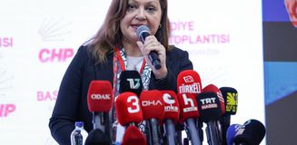CHP'den olağanüstü toplantı! Burcu Köksal'a yakın ilçe başkanı görevden alındı CHP'den olağanüstü toplantı! Burcu Köksal'a yakın ilçe başkanı görevden alındı